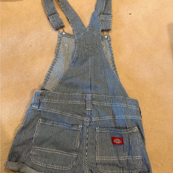 Striped Denim Overalls shorts - Picture 3 of 3